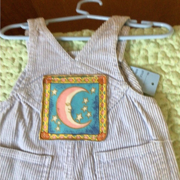 Baby Oshkosh  6 month overalls in corduroy - Picture 4 of 4
